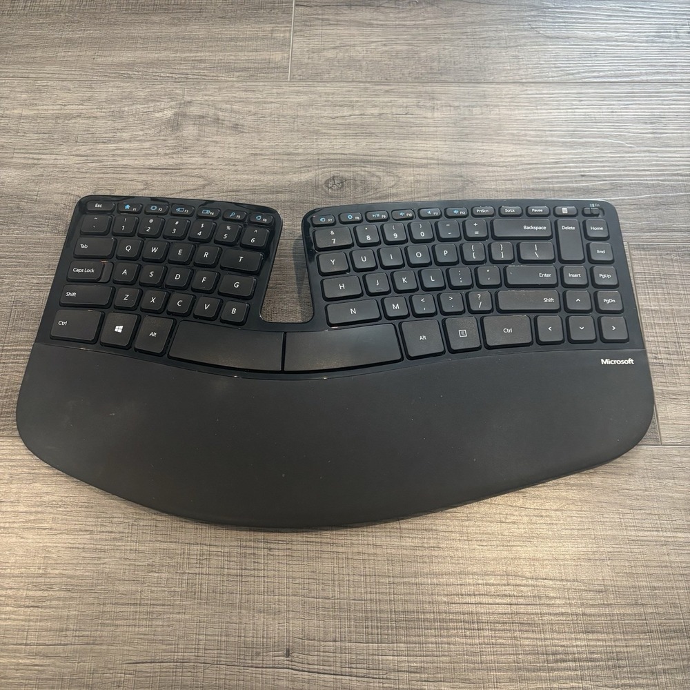 GENUINE Microsoft Sculpt Ergonomic Wireless Keyboard 1559‎ **NO RECEIVER/USB**